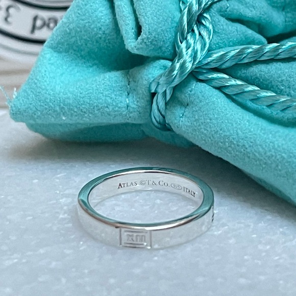 Tiffany & Co. Atlas Band Ring in Sterling Silver size 5 NEW $399 - Picture 9 of 17